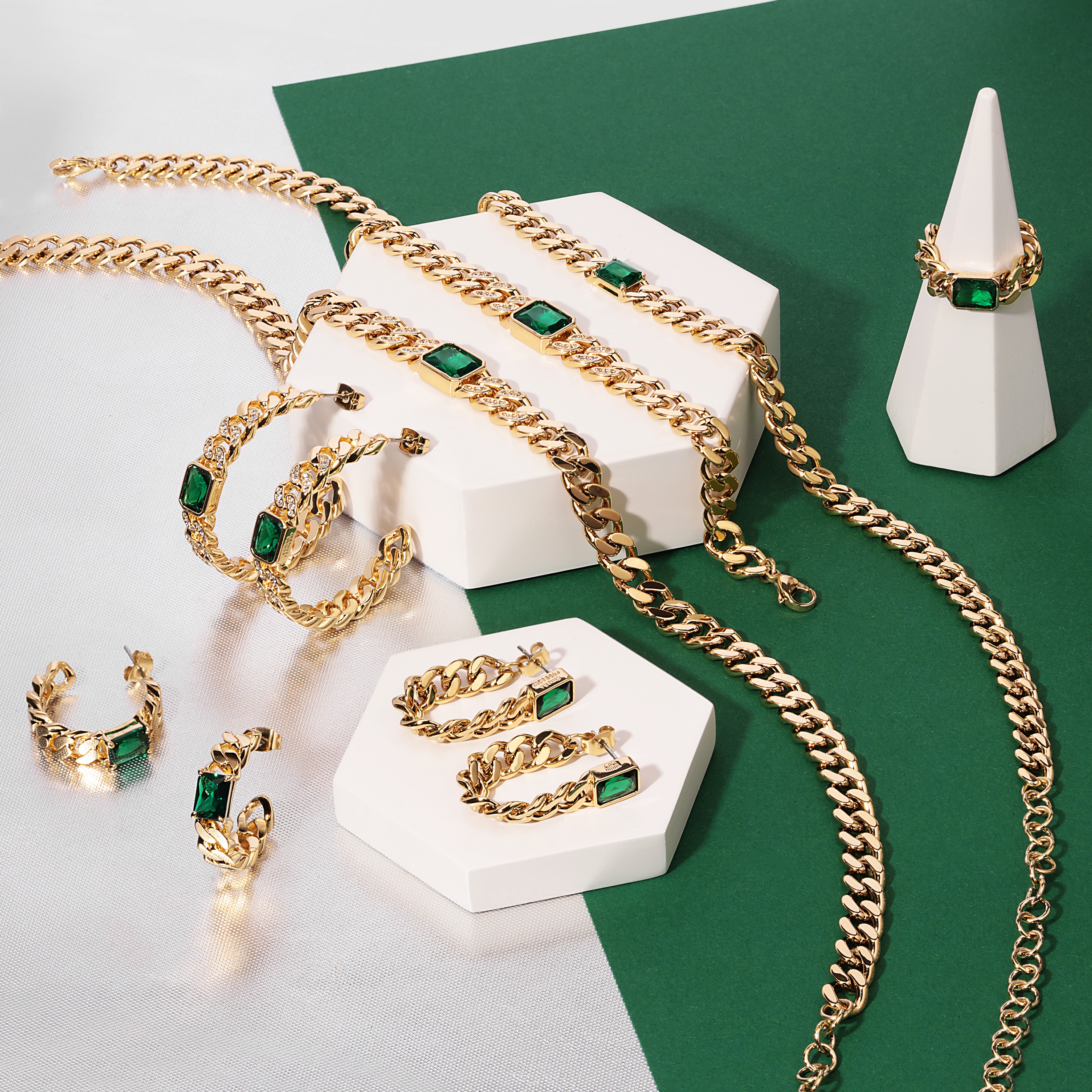 Adjustable women's BOSSY CHAIN necklace, gold-plated, Chiara Ferragni