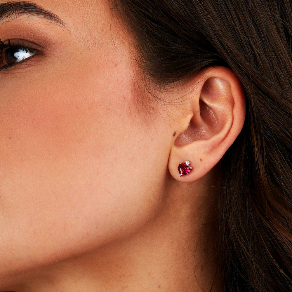 Cercei de dama din argint Tesori Ruby in forma de inima