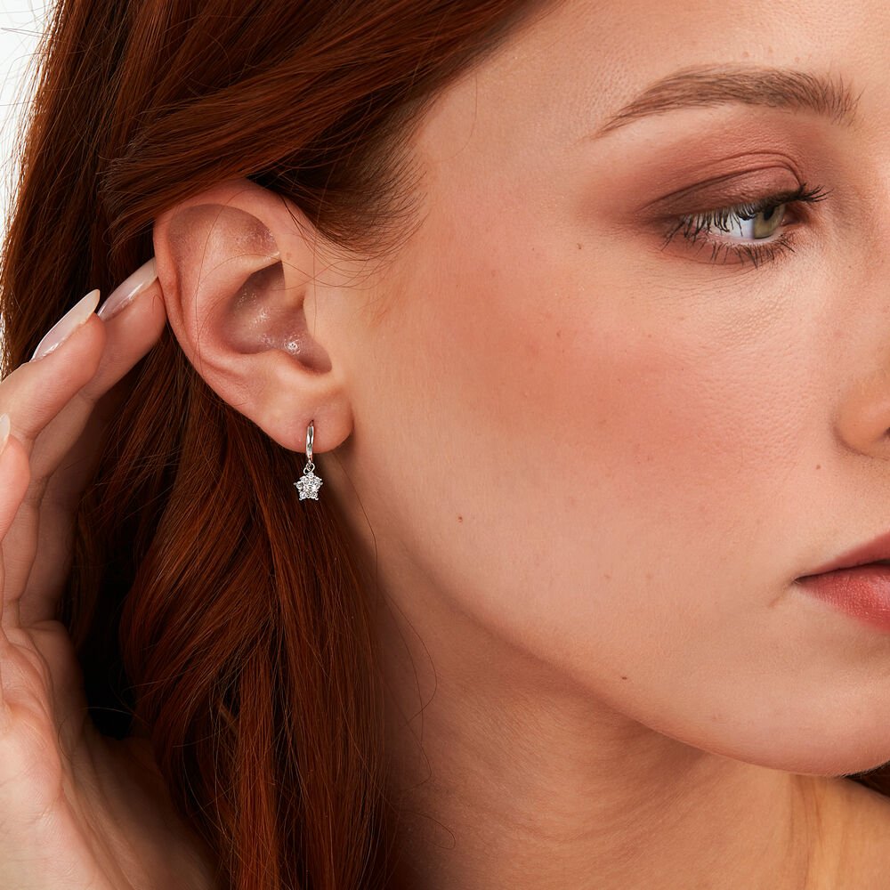 Cercei rotunzi din argint cu zirconiu alb - Cercei rotunzi - LPS01AWV01 - LA PETITE STORY - Tessora