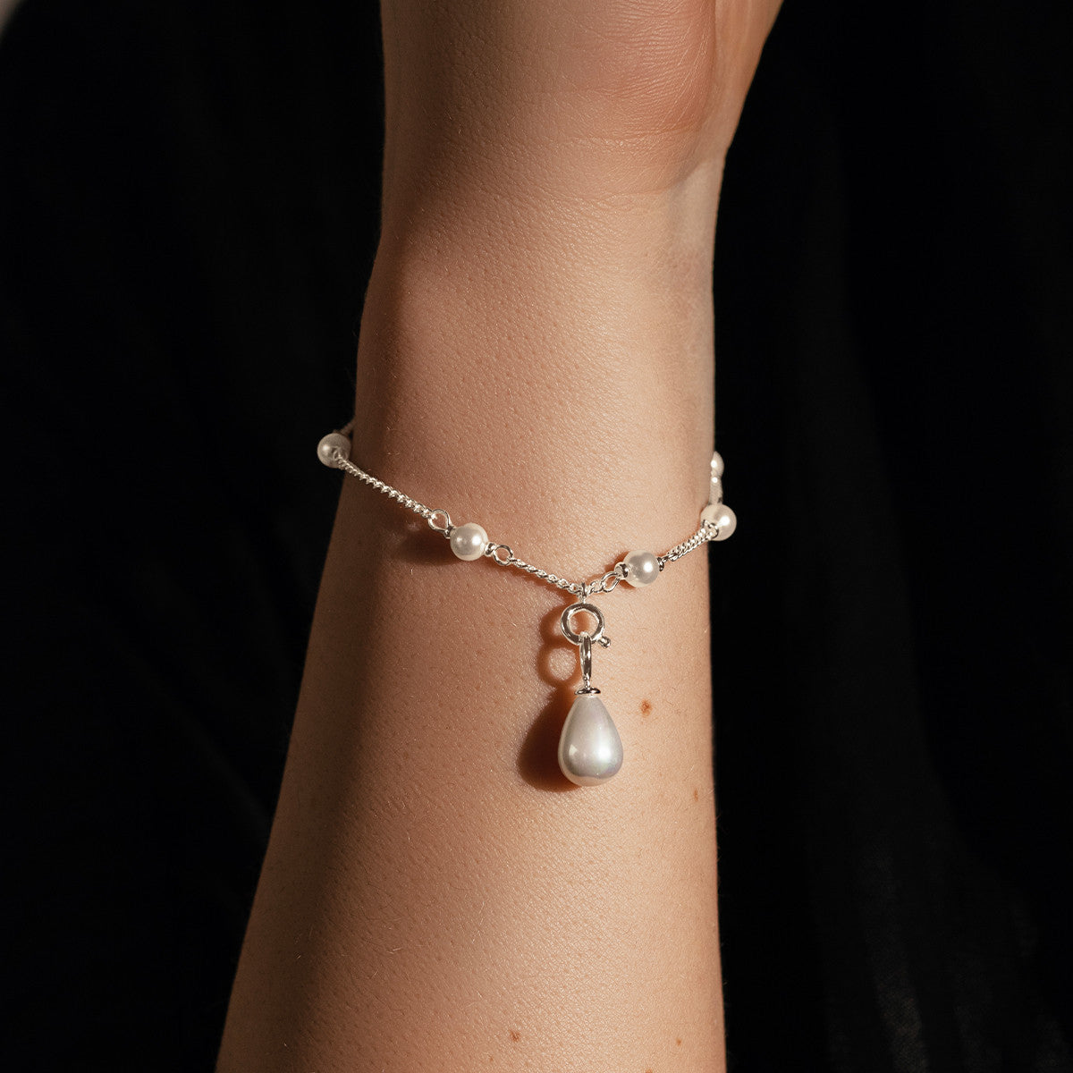 Women's bracelet with pearls silver-plated, Lilou