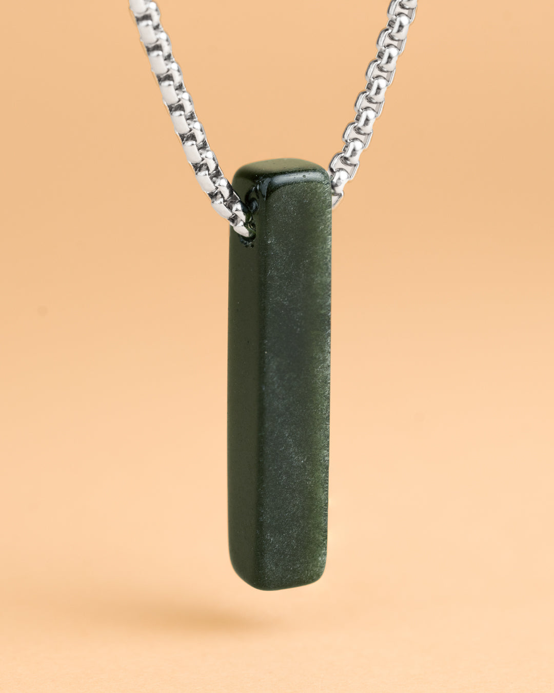 Colier bărbătesc din oțel inoxidabil cu piatră de obsidian verde