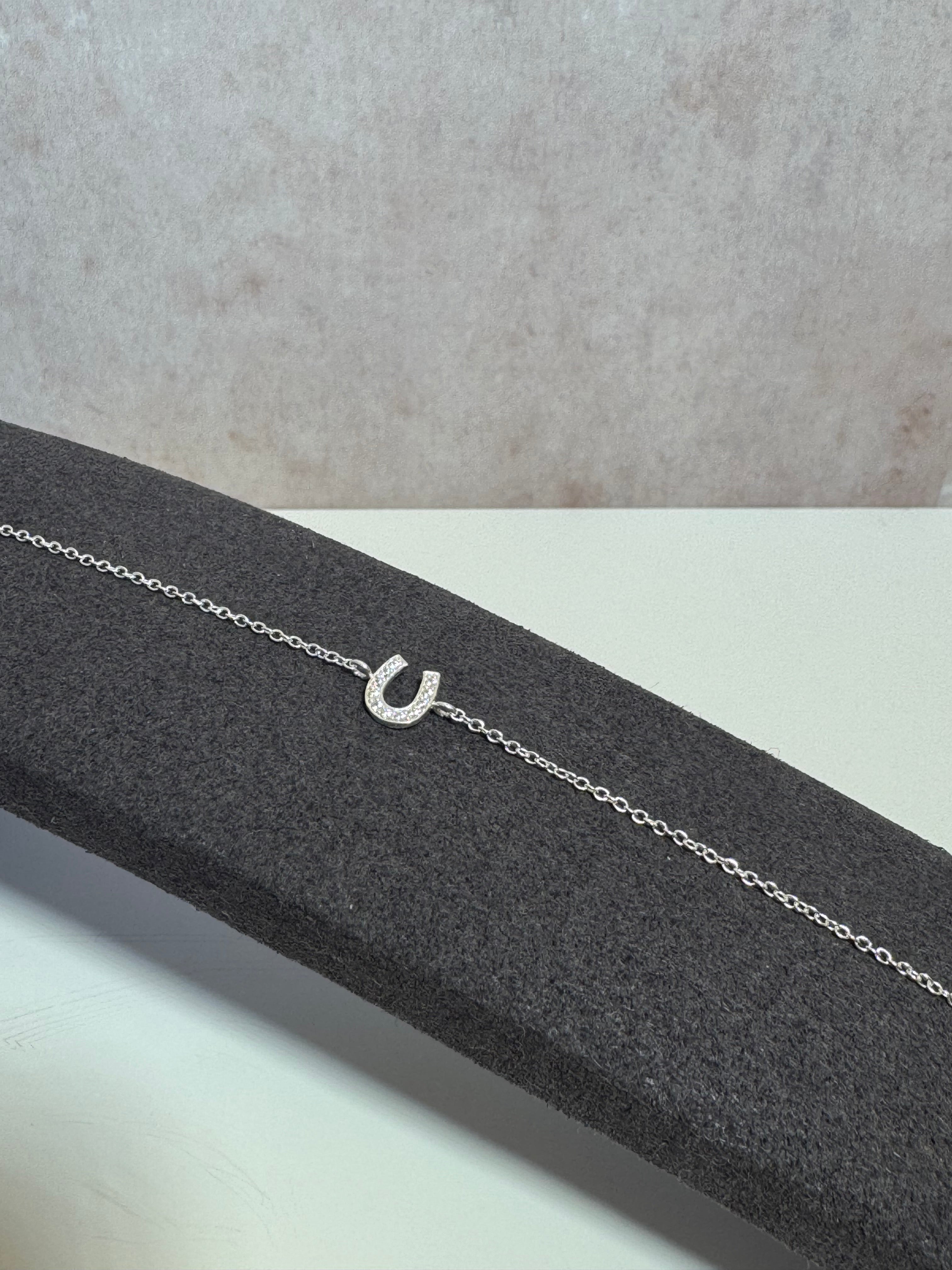 Brățară de damă din argint cu pandantiv potcoavă, Tessora